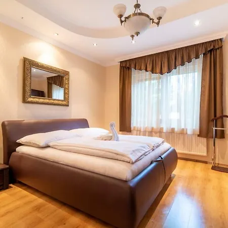 Topaz Балатондьёрёк